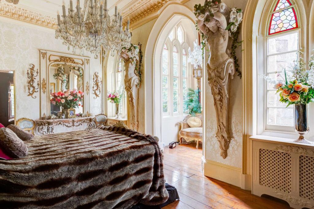 Principal Bedroom