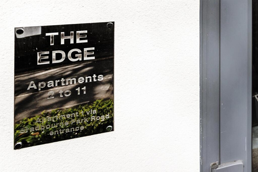 Apartment 4, The Edge 23.jpg