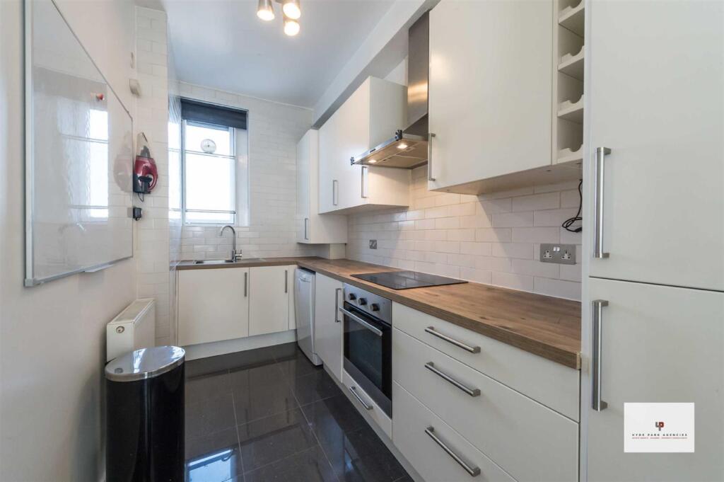 Gloucester Terrace, London