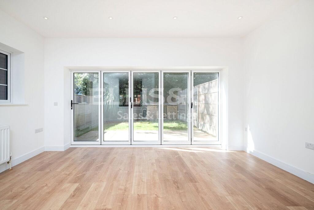 Picture No. 04