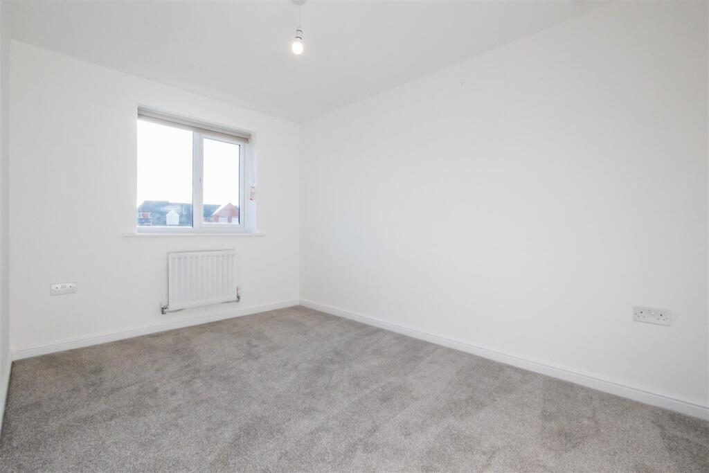 Bedroom_2_1.jpg