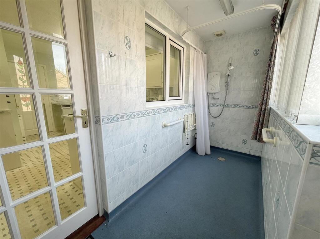 Downstairs Shower Room