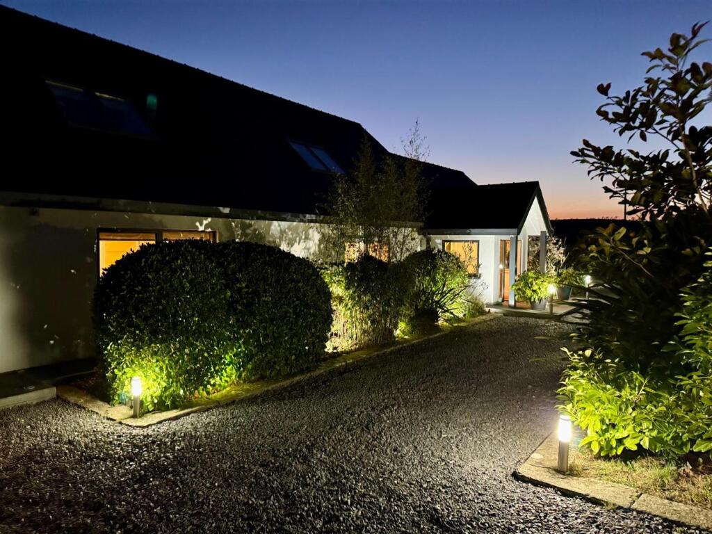 PHOTO-2025-04-22-22-50-34 (8).jpg