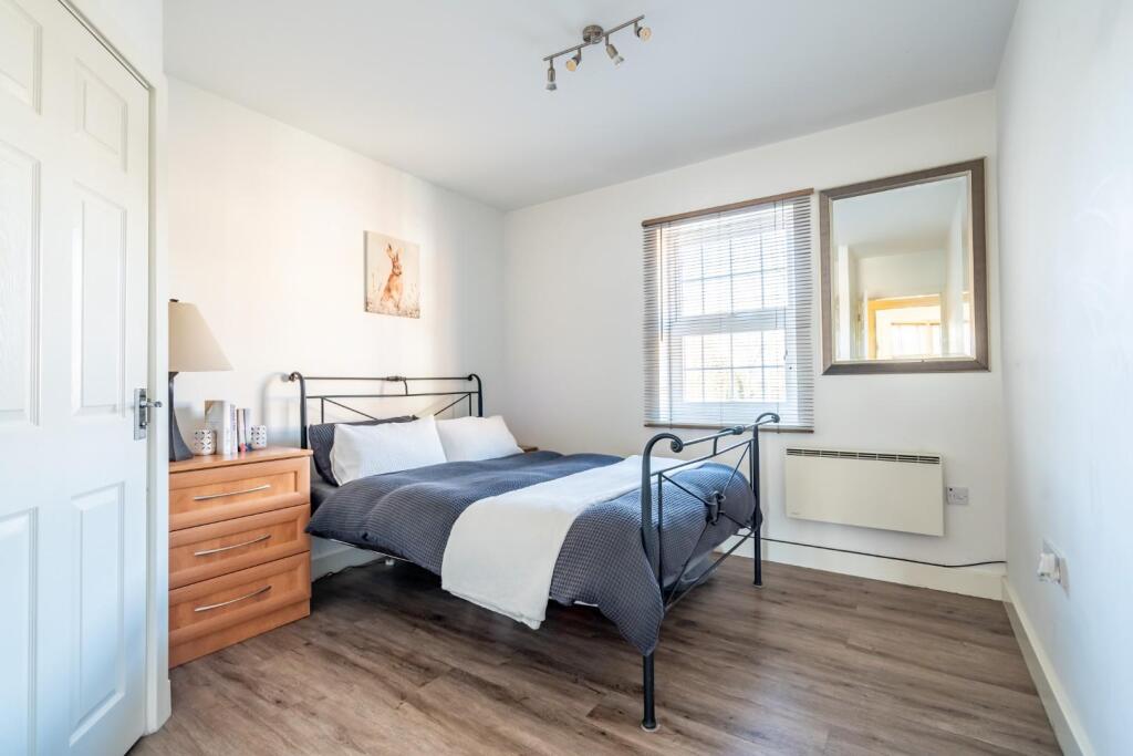 4 waterside gardens-11.jpg