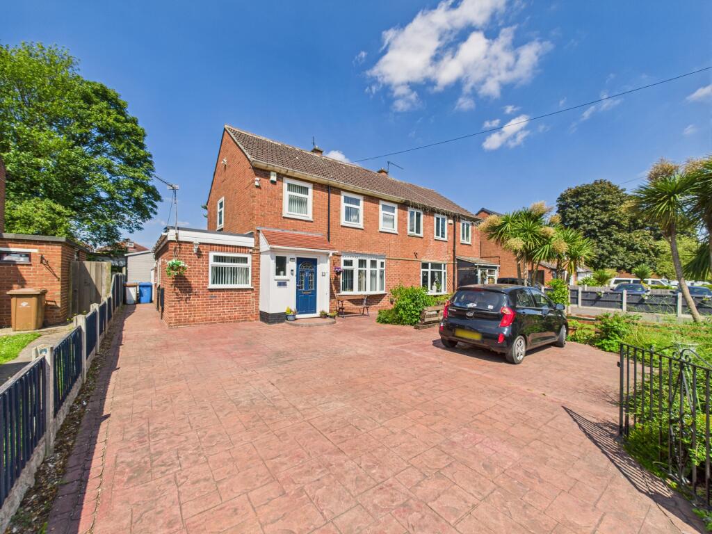 CAM01605G0-PR1025-STILL024