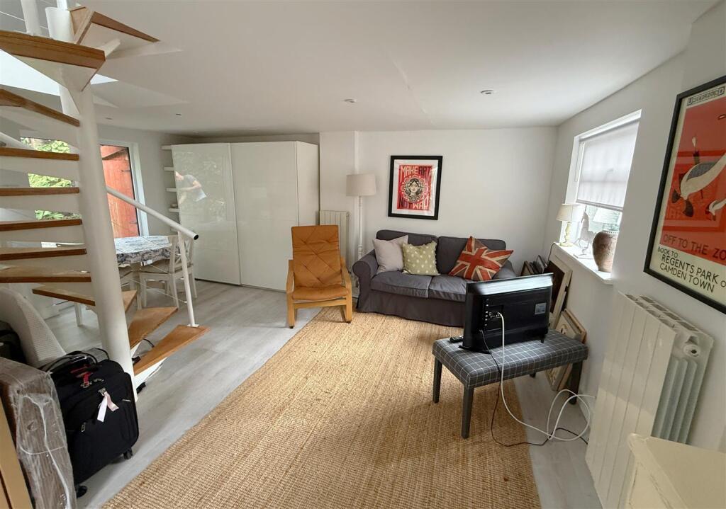 Studio/Annexe Living Space