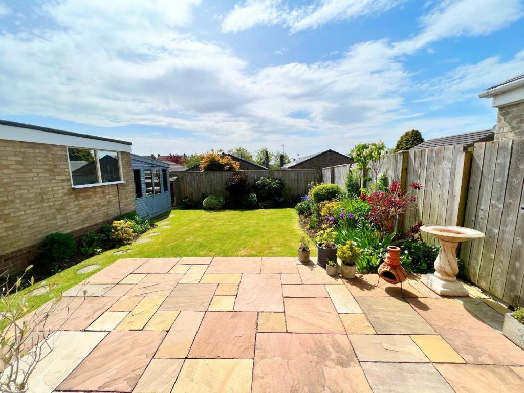 Garden 1.jpg