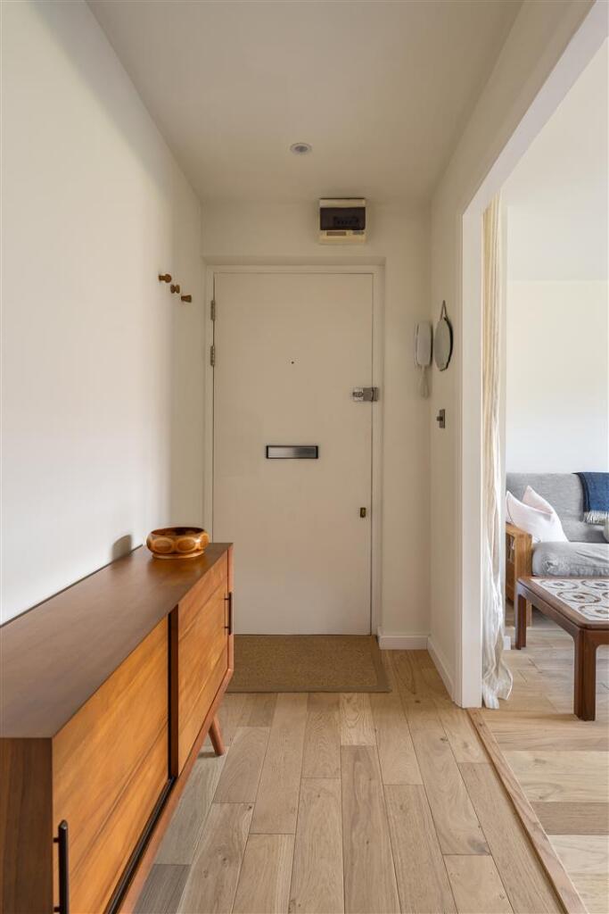 Winchester Court, E17