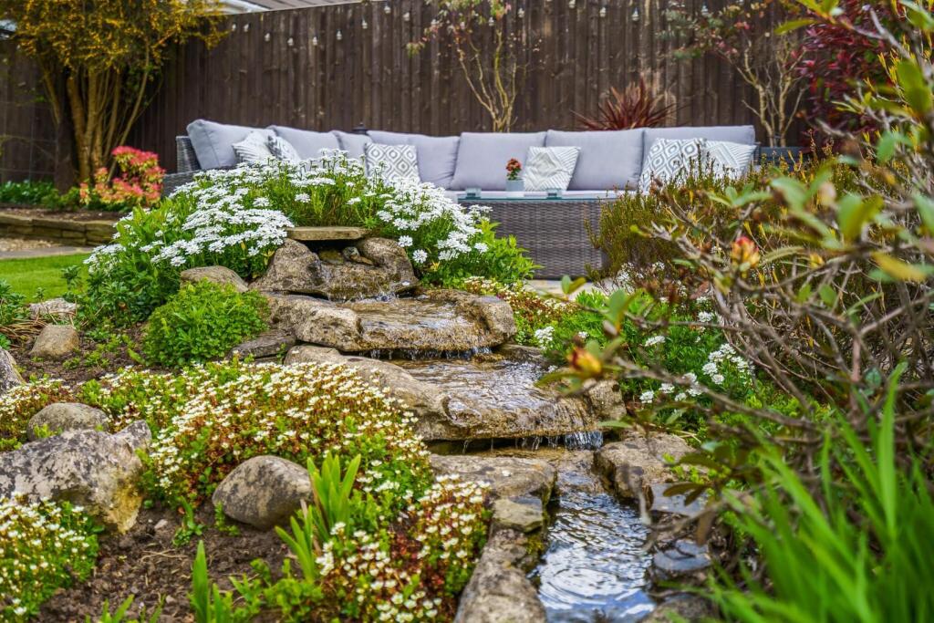 90260_30-Hawksworth-Lane  (40)_low.jpg