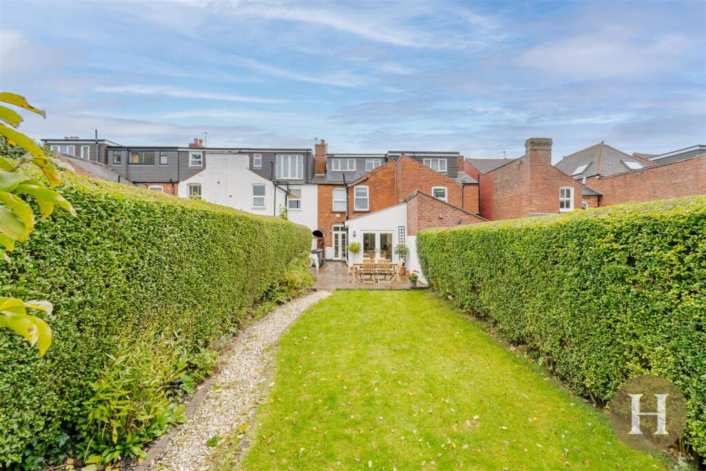 Hadleigh Estate Agents-56.jpg