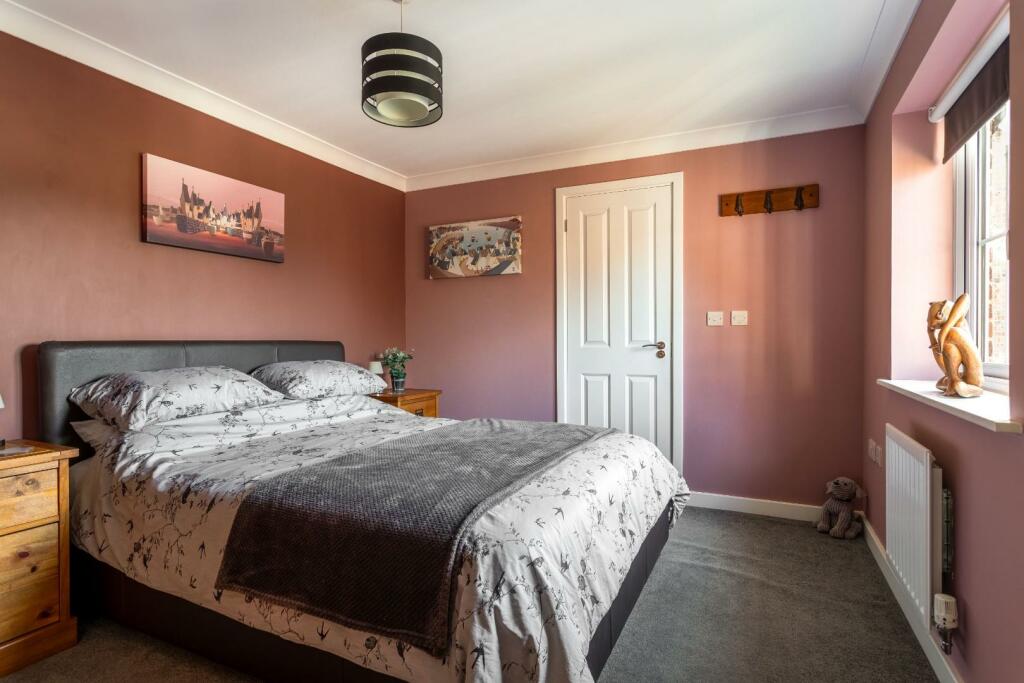 Charlwood Drive-16.jpg