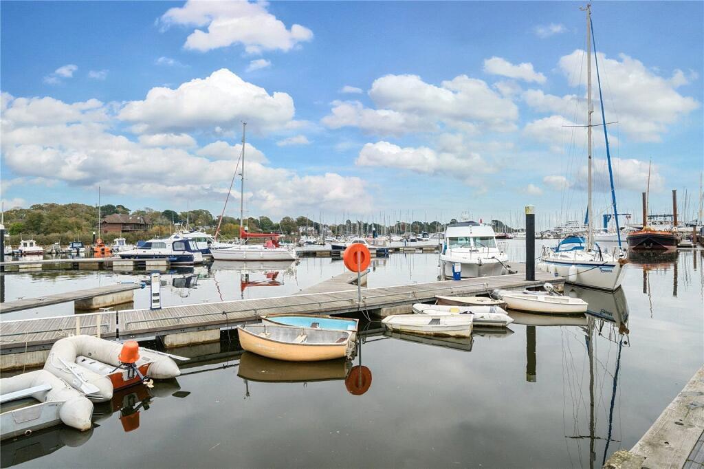 Lymington River