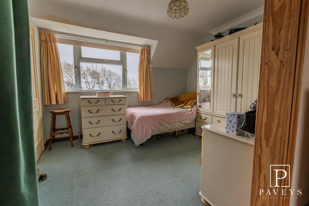 BEDROOM THREE/DRESSING ROOM