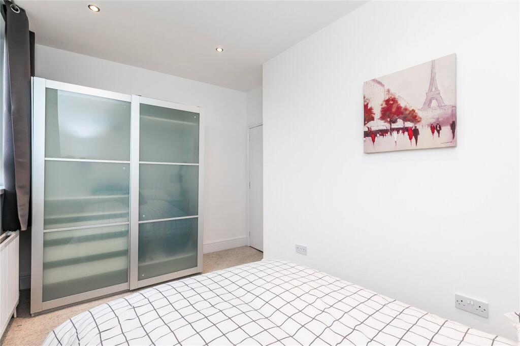 Bedroom Alt View