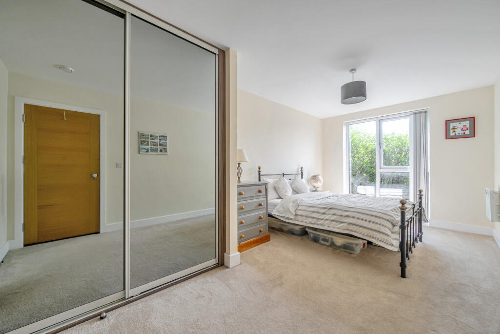 1298980-20-682ef7...