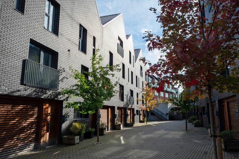 Eagle Lane 
