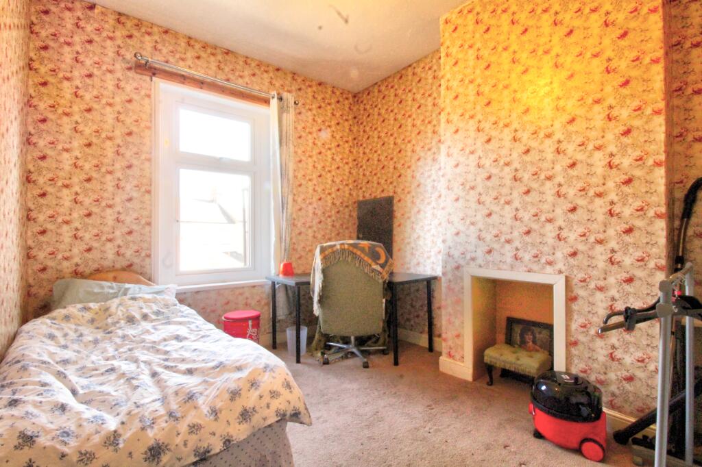 IMG_5001_2_3_Interior 4