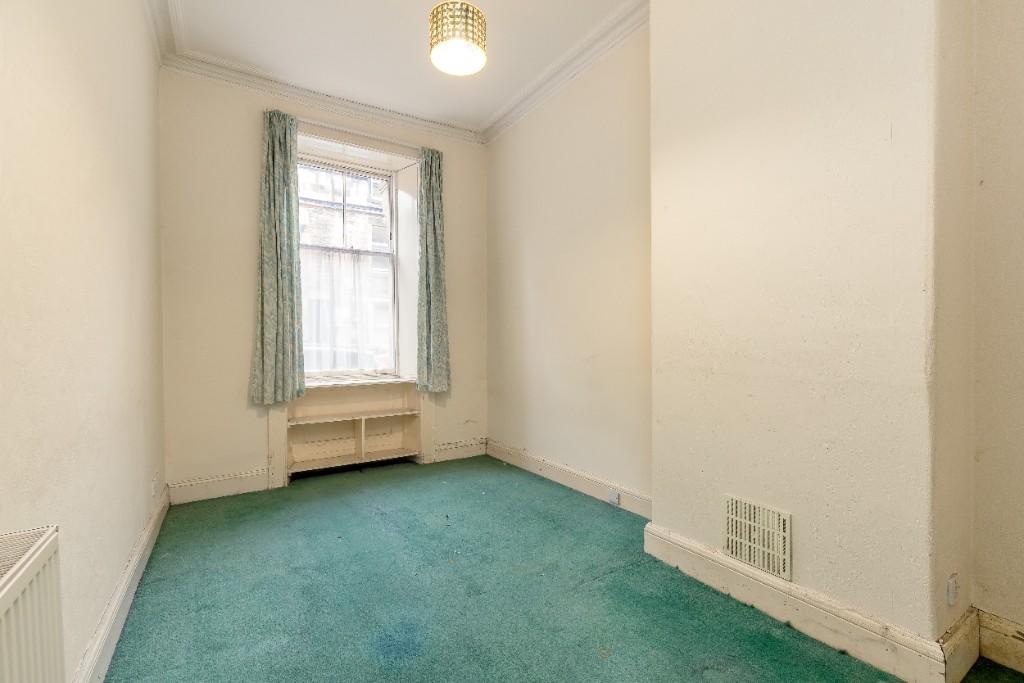 Large double bedroom