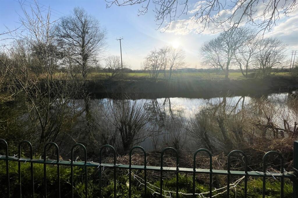 The White Horse, Sandhurst Lane Longhurst Lane, Sa