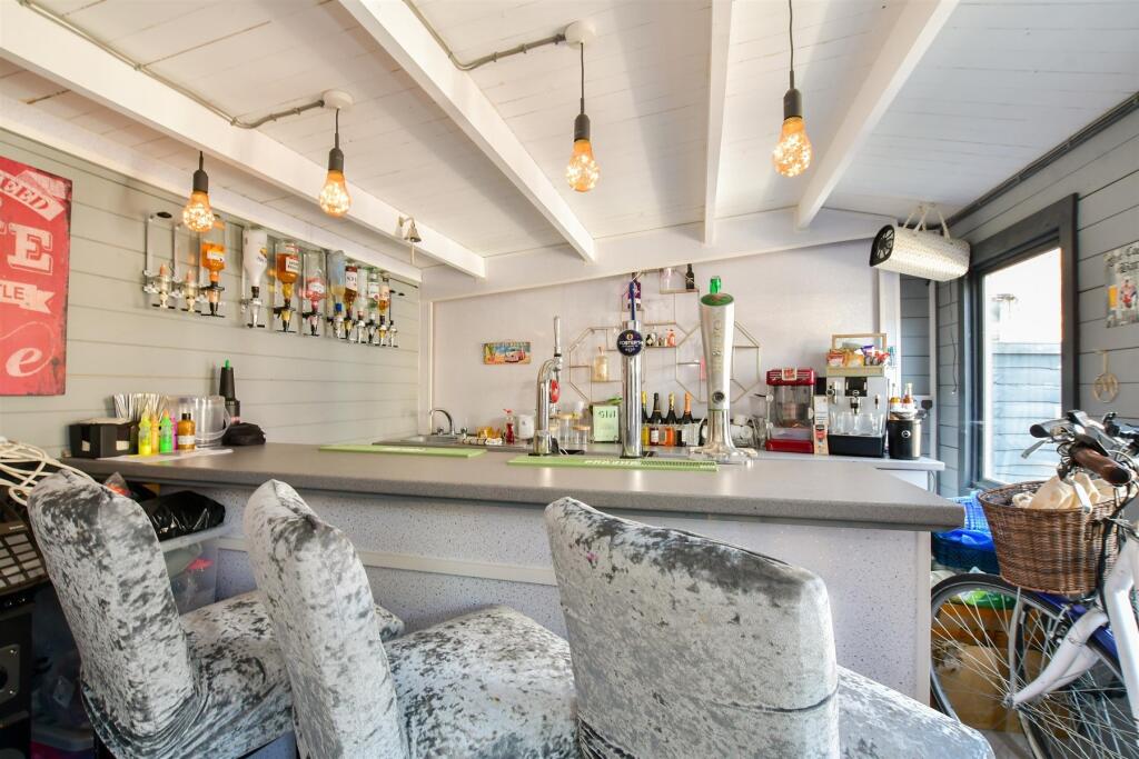 Workshop/Outbuildings