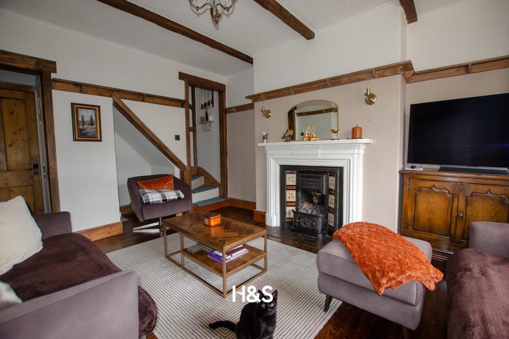 10 Hamlet Road - rec11.jpg