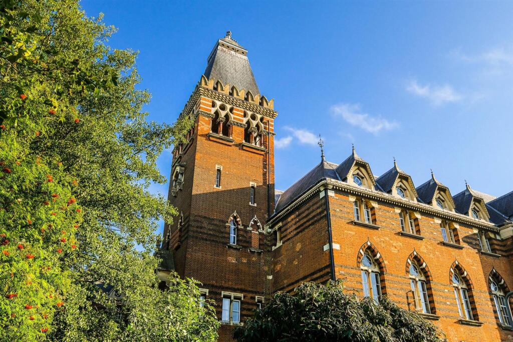 10 Clock Tower-34_web.jpg