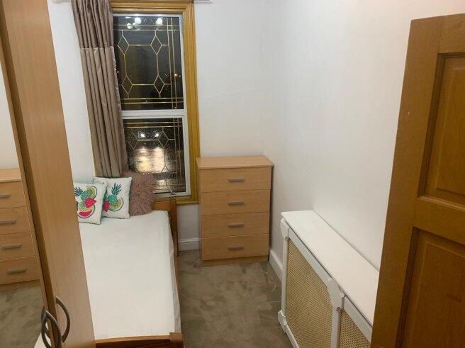 hoe-street-e17-9bg-992111