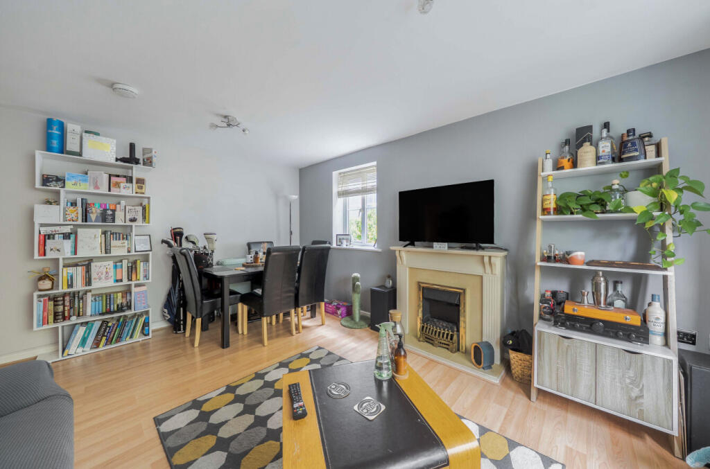 1365847-11-68ece2...