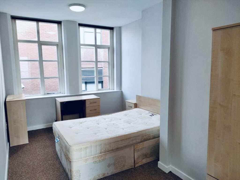 Flat_4_Red_Brick_House