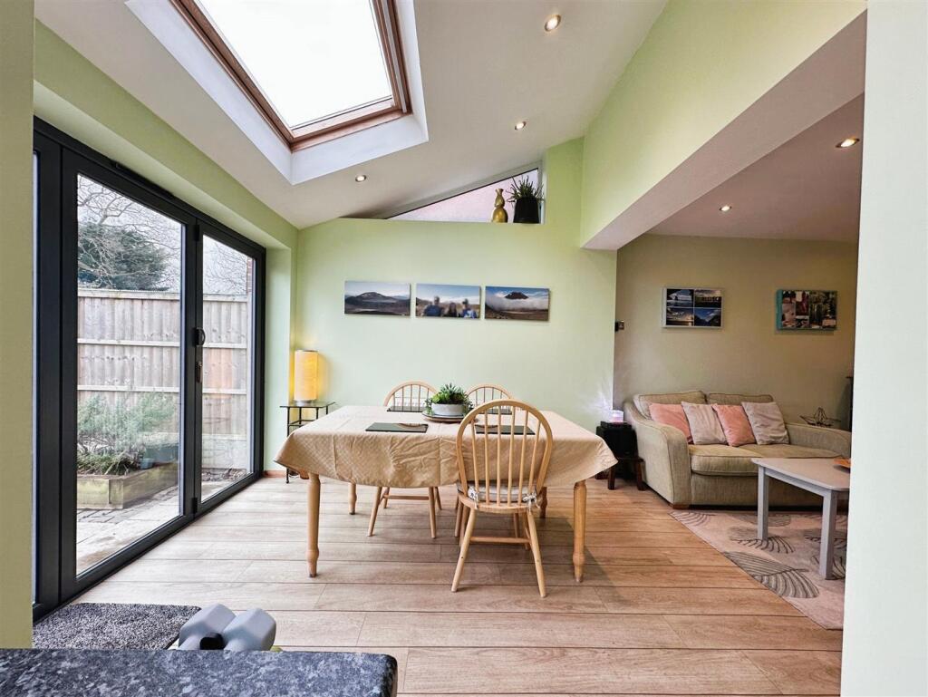 dda4cb3c-image_picker_C539DB69-055A-4C1F-8C5E-7E13