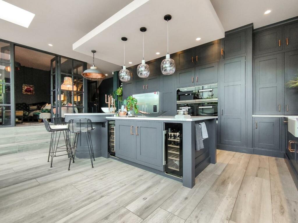 Dining Kitchen 3