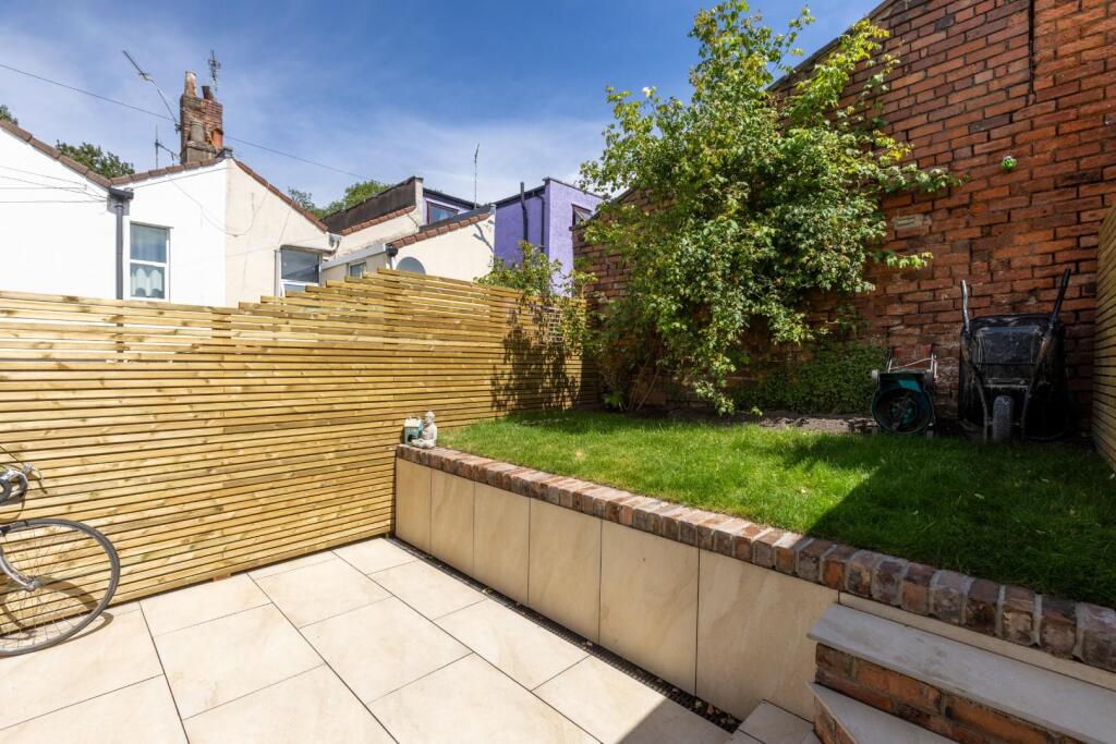 1 Sherbourne St, BS5-5.jpg