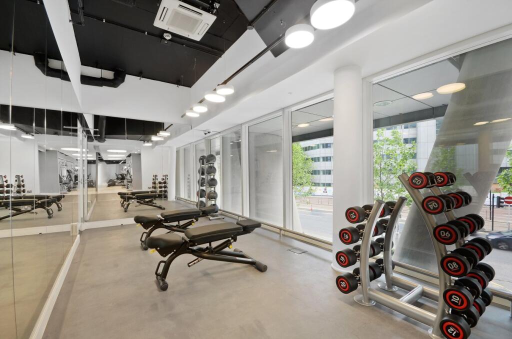 Pinnacle Apartments, Croydon, Croydon, CR0