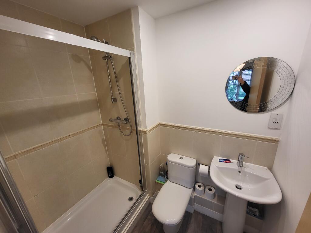 En-suite Bathroom