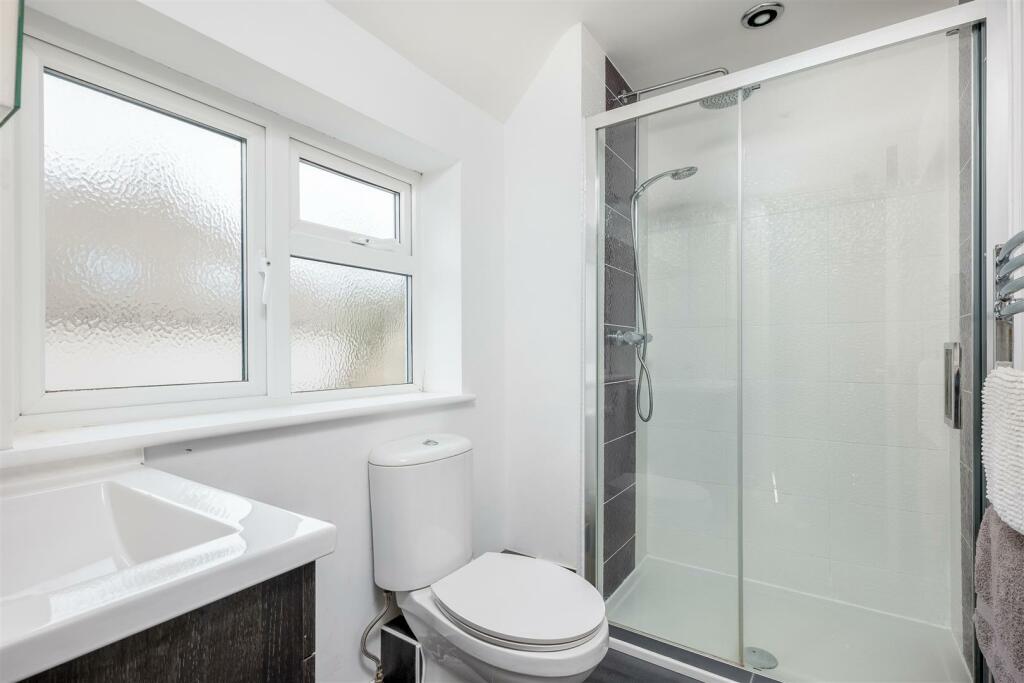 15 Withers Way-10.jpg