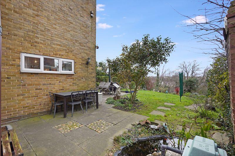 Photo 34