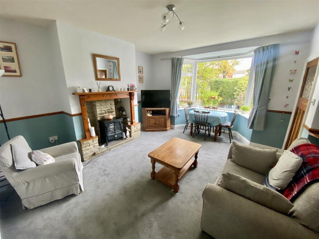 Bramleys Estate Agents - Huddersfield Road - Mirfi