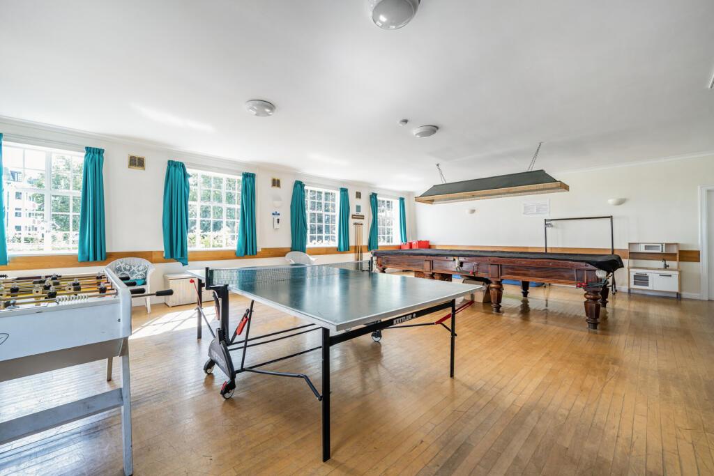 1328165-4-68820db...