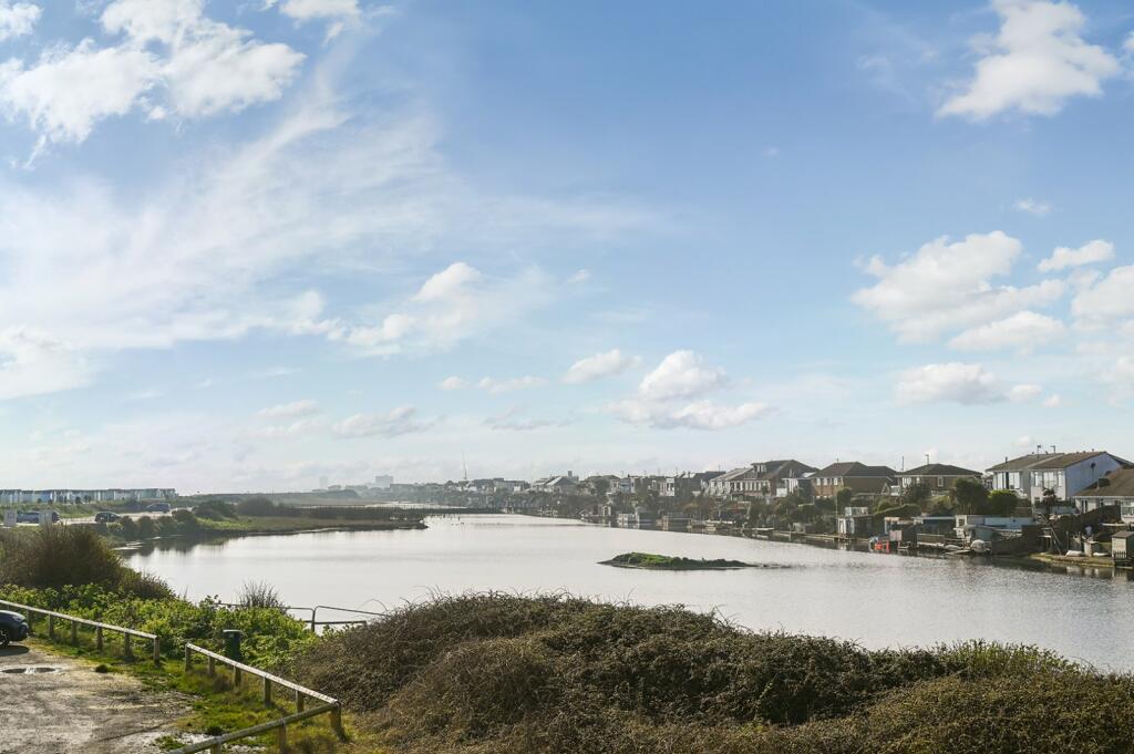 Widewater View
