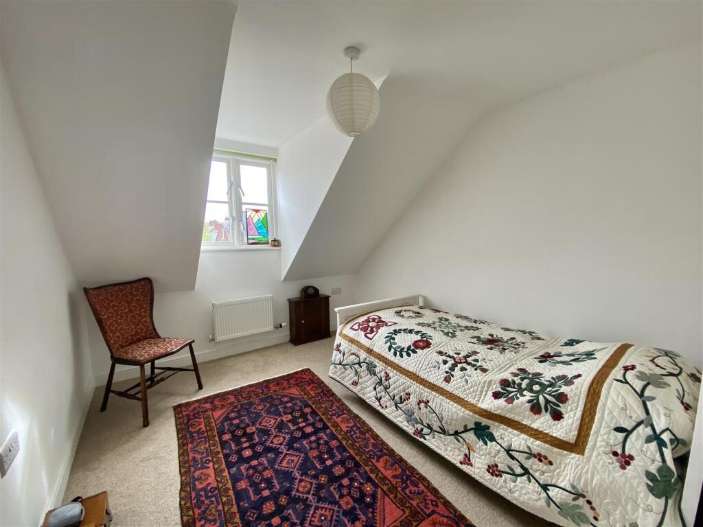 Chatsworth Gardens-11.jpg