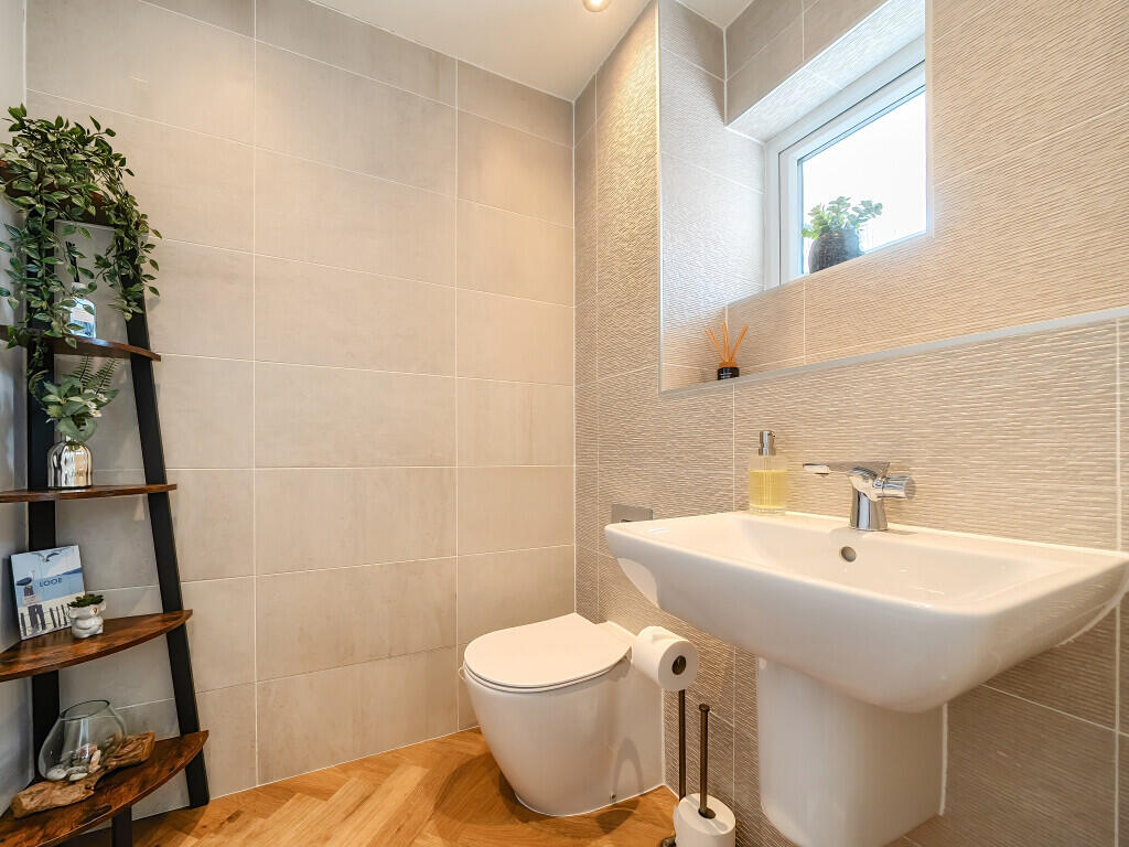 1345741-7-68b0257...