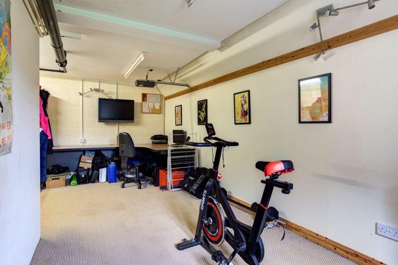 OFFICE/GYM C