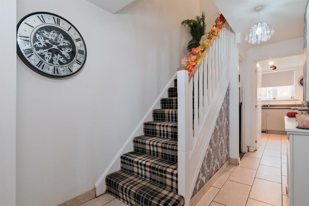 001-14 Brock Place Motherwell ML1 1AH.jpg