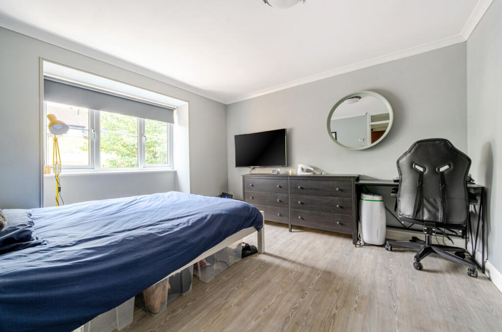 1320233-19-687661...