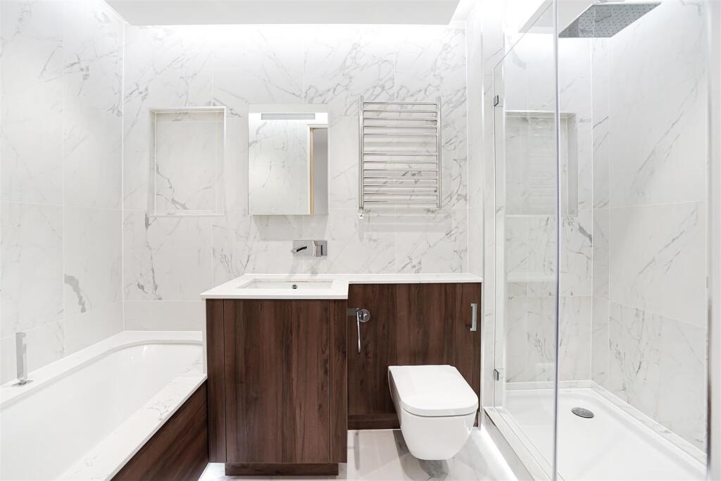 Charlotte Mews - Bruton Property