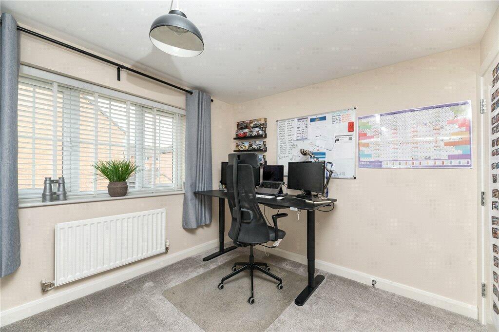 Office / Bedroom 5