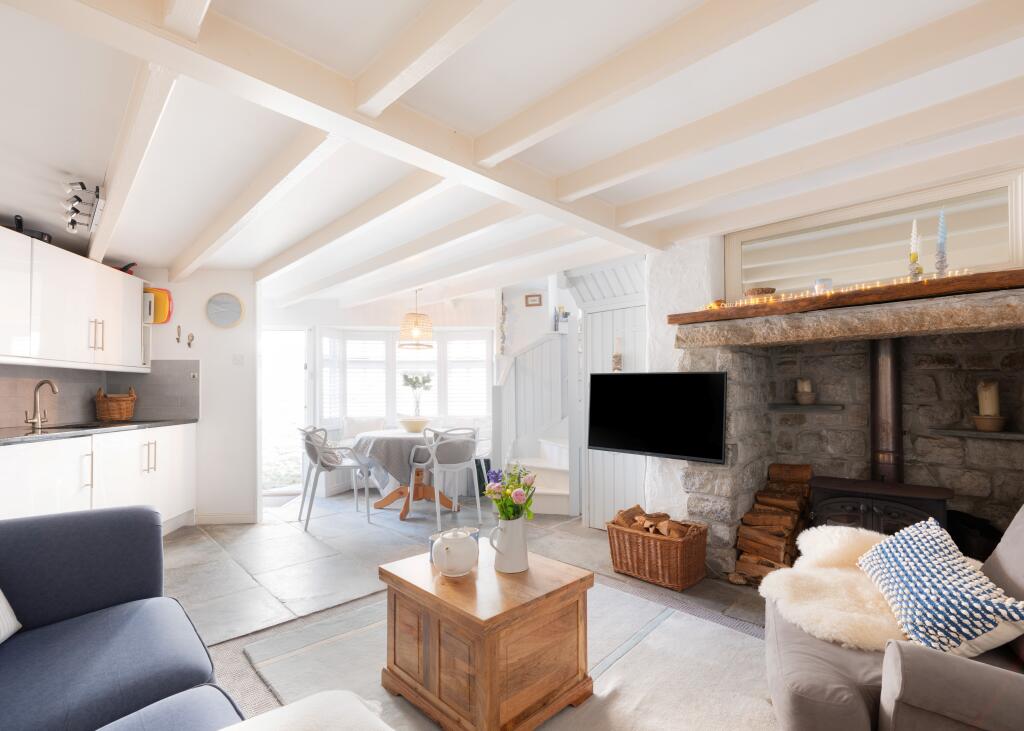 680a37ff85adc_Seagull Cottage NEW-19