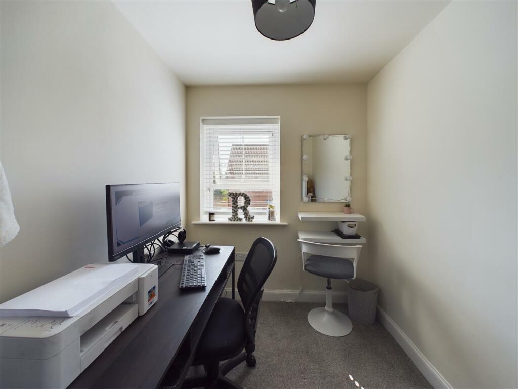 BEDROOM 3