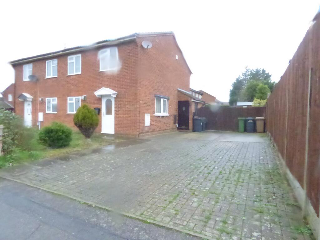1 bedroom cluster house for rent