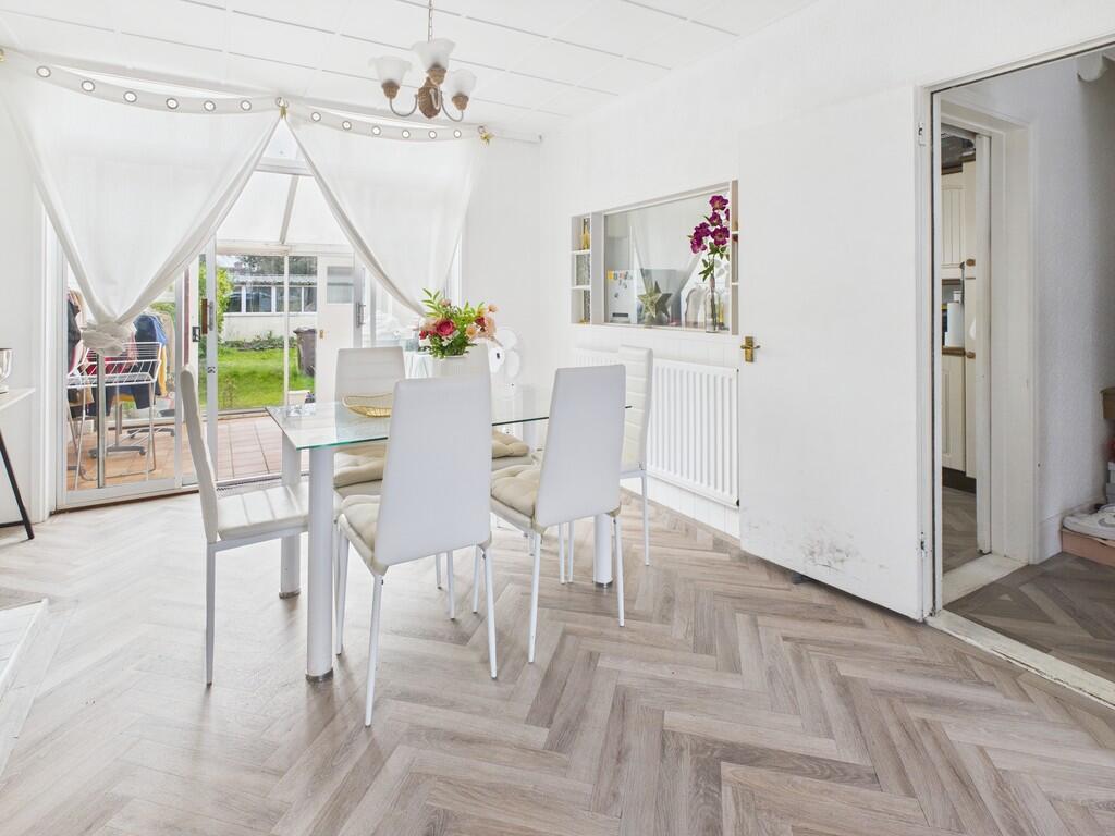 CAM05068G0-PR0010...